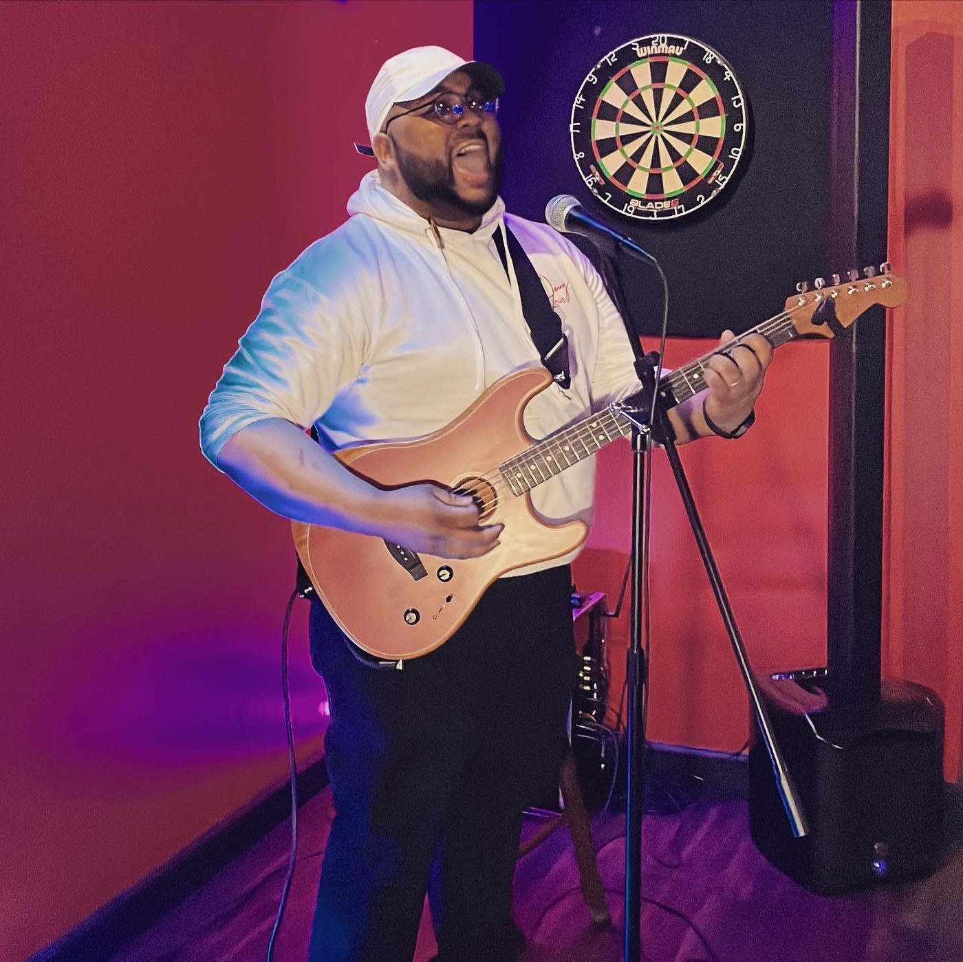 Acoustic / single player